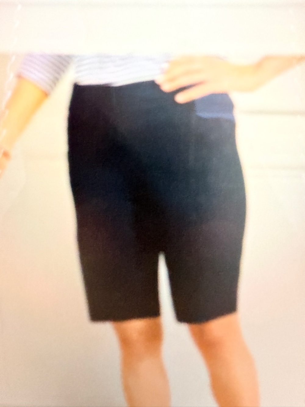 Talbots - Navy BluePerfect 10 1/2" Shorts. NWOT - Picture 7 of 7
